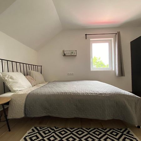 Bike & Fun Apartments - Balatonakarattya Quarto foto